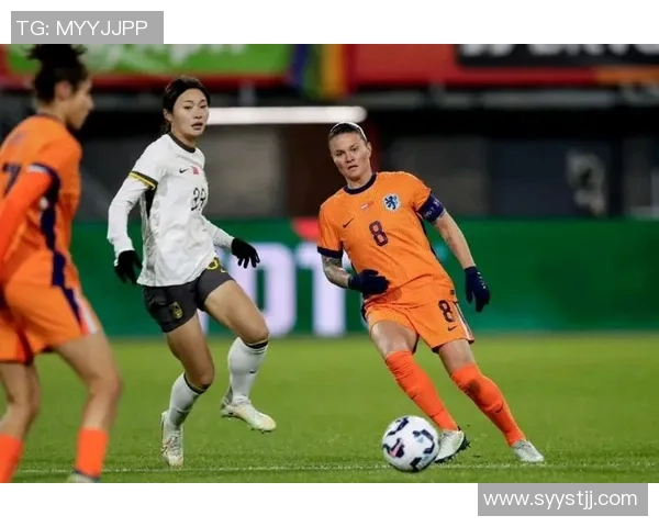 荷兰女足与日本女足激战正酣谁将晋级下一轮比赛的巅峰对决