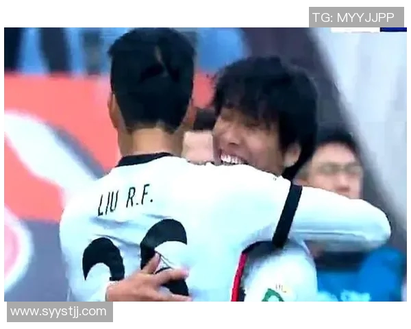 上港与申花激战正酣最终晋级之路谁能笑到最后