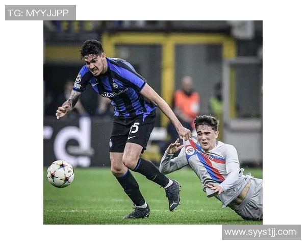 巴萨与国米激战正酣10月25日巅峰对决引发球迷热议 巴萨与国米激战正酣10月25日巅峰对决引发球迷热议