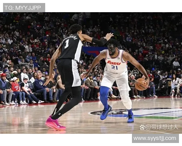 文班亚马场均20分10篮板3盖帽新秀表现超群引发热议 文班亚马场均20分10篮板3盖帽新秀表现超群引发热议