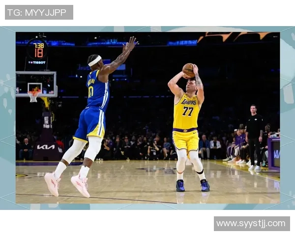 湖人勇士激战回顾精彩比赛录像全程分析与精彩瞬间集锦 湖人勇士激战回顾精彩比赛录像全程分析与精彩瞬间集锦