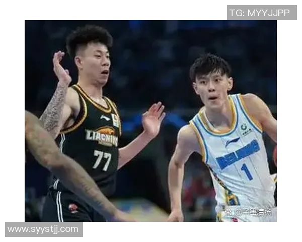 曾凡博崭露头角引发关注球场表现与未来发展潜力分析