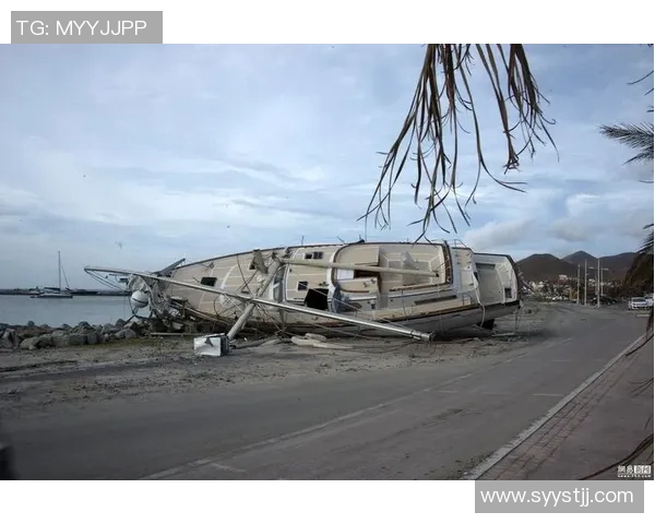 飓风来袭图圣马丁岛的生存挑战与重建希望