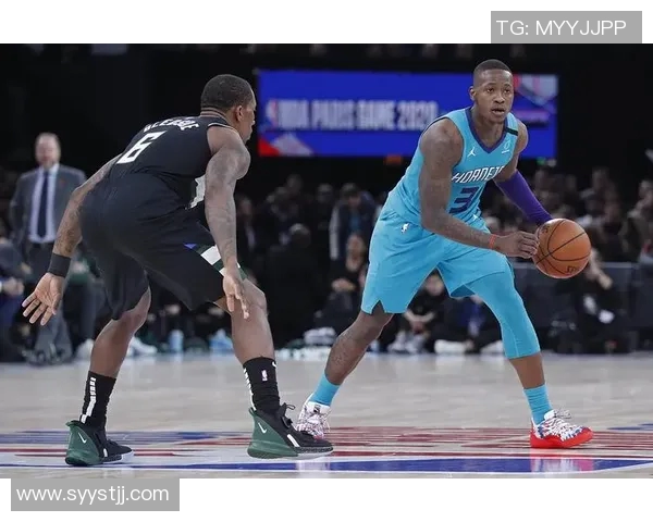 特里罗齐尔的崛起之路：从替补到全能后卫的华丽转身