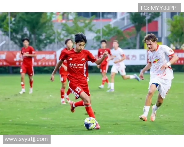 上海足球队引领最新足球意识排行榜前十名分析与展望